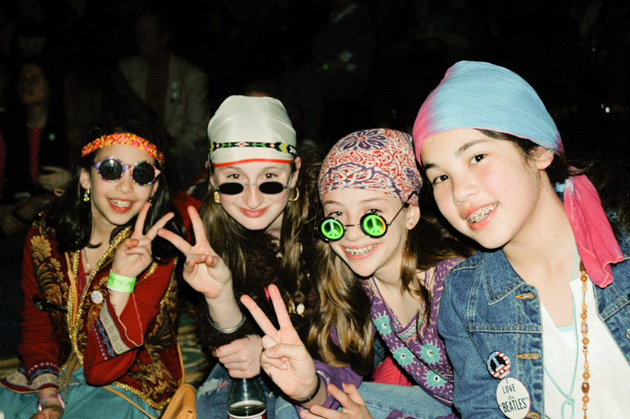  The rising Peace and Love generation enjoying the FEST – `06